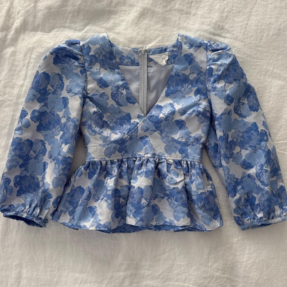 Tuckernuck Blue Floral Blouse